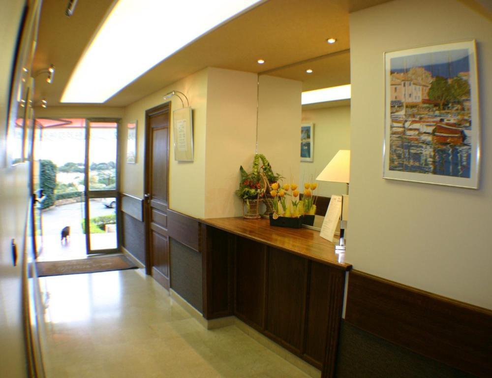Residence Hoteliere Scudo Ajaccio  Luaran gambar