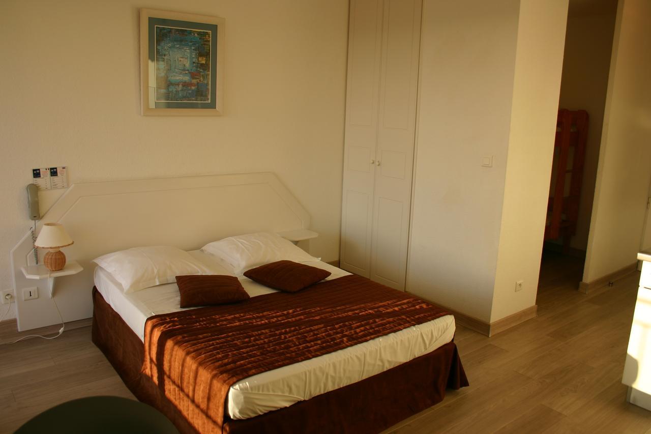 Residence Hoteliere Scudo Ajaccio  Luaran gambar